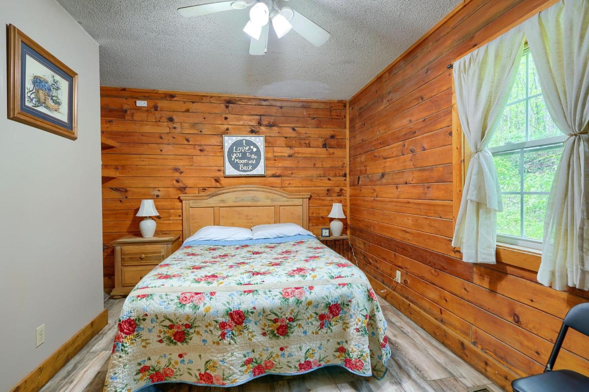 Blue Rose Cabins - Rosebud Cabin Logan Luaran gambar