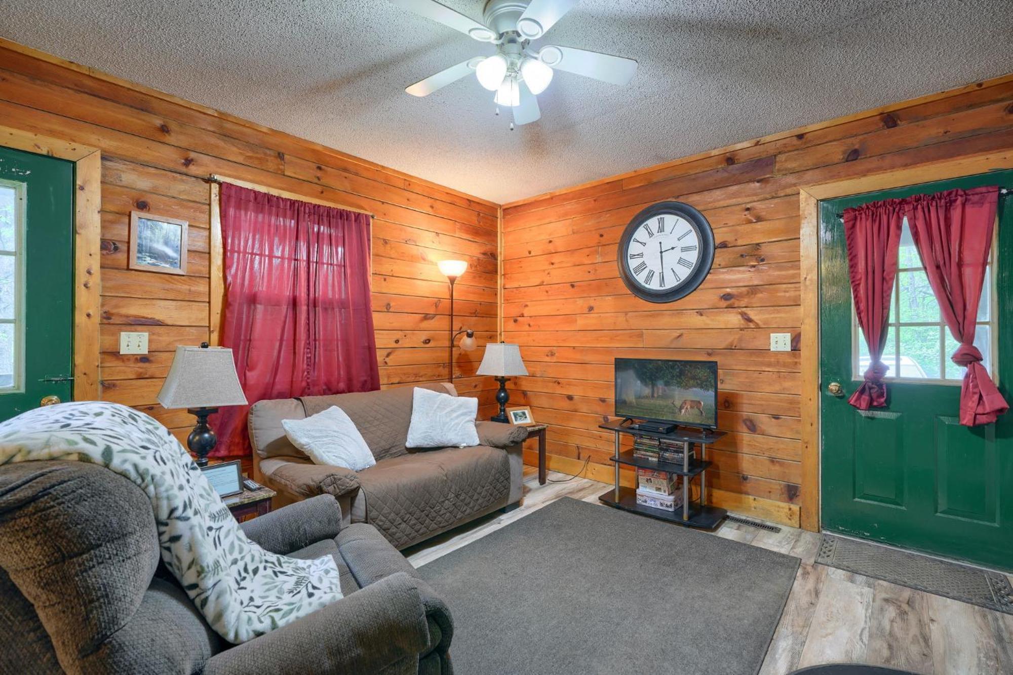 Blue Rose Cabins - Rosebud Cabin Logan Luaran gambar